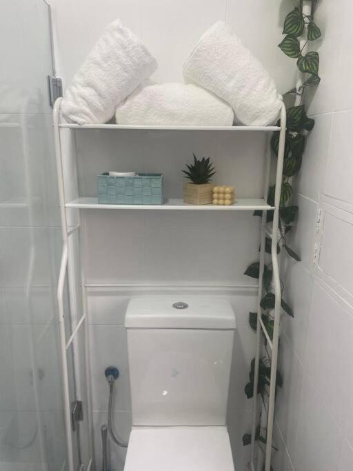 Apartamento En Toledo Ideal Para Visitas A Puy Du Fou Exterior photo
